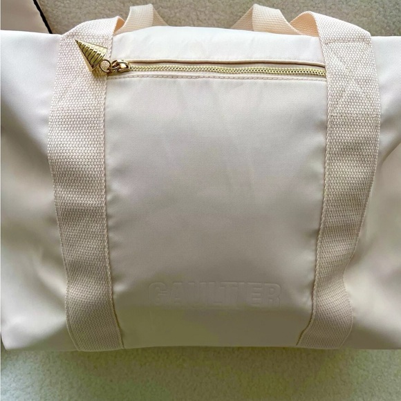 3 Jean Paul Bags ( BackPack Bag + Parfums Pouch + Travel Bag ) - Picture 12 of 16